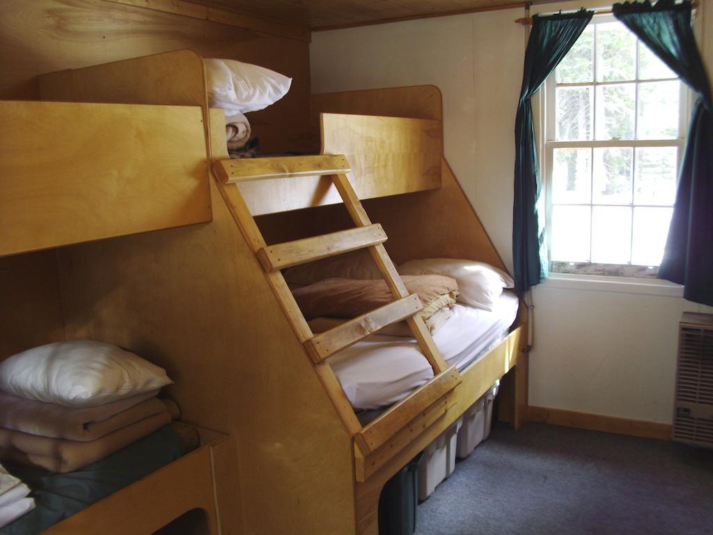 Hi Mosquito Creek - Wilderness Hostel レイク・ルイーズ 部屋 写真